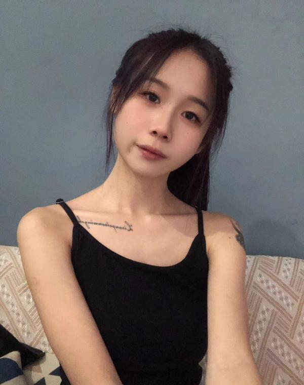 可爱甜美美少女