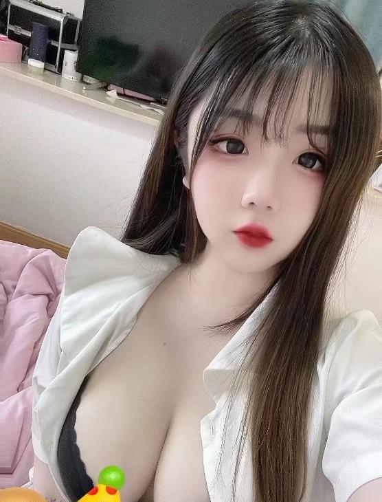 大胸萝莉媛媛