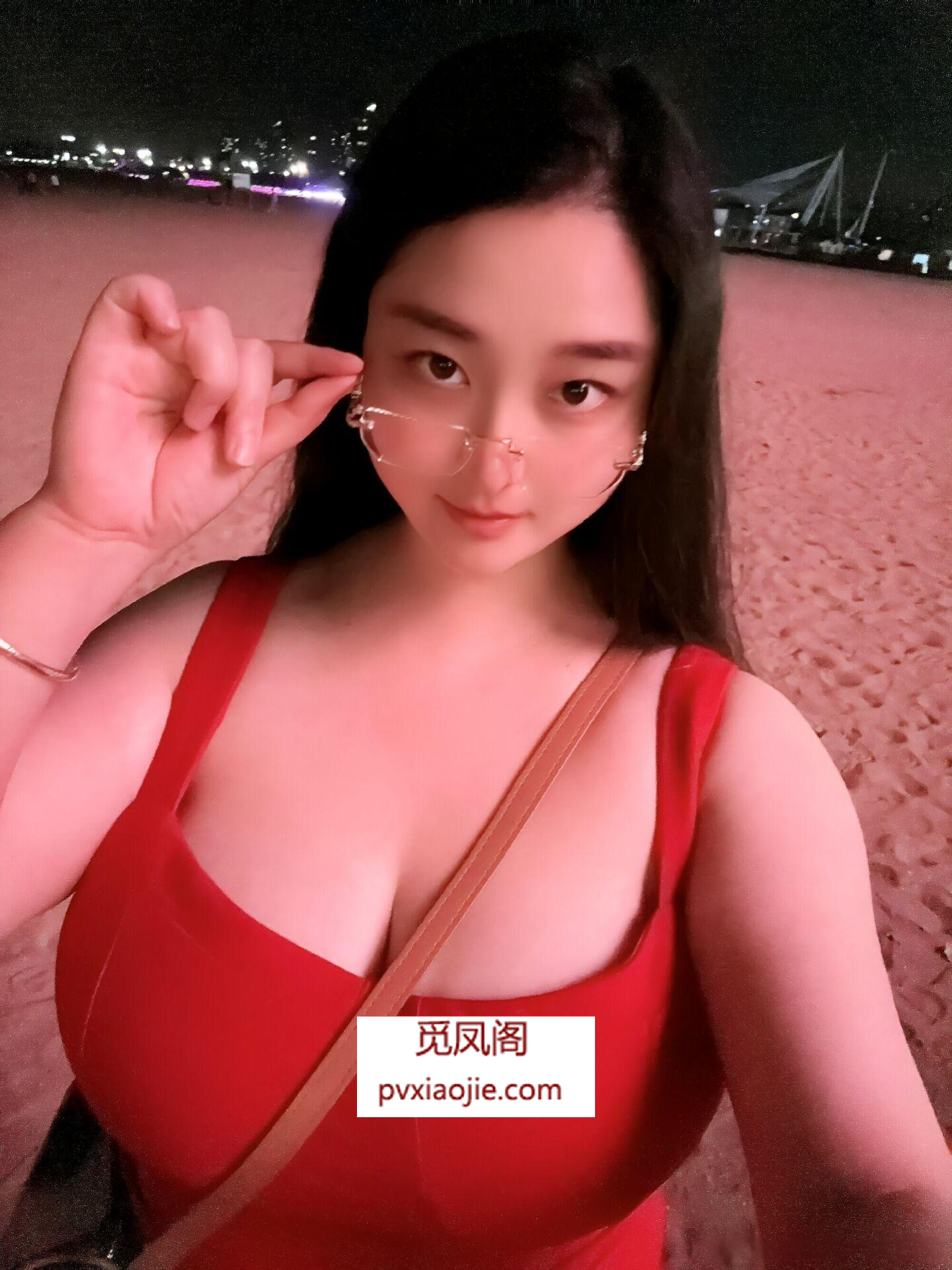 河东微胖气质骚女