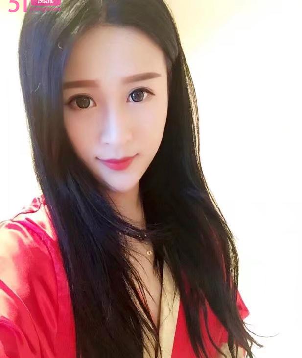 踩雷 宝龙广场山东小妹妹